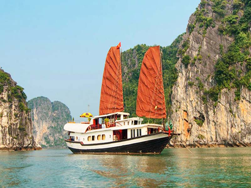 Prince Junk - Private 4-Cabin Cruise in Bai Tu Long Bay - 3D2N